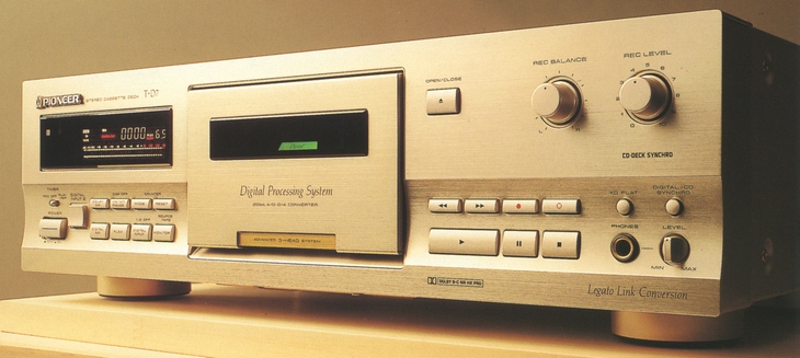 PIONEER/EXCLUSIVE/TAD T-D7
