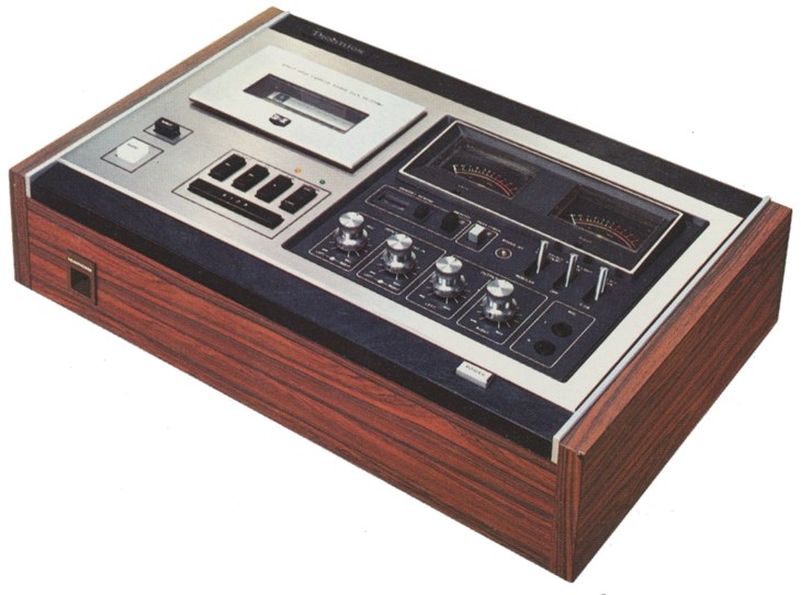 Technics / Panasonic RS-2750U