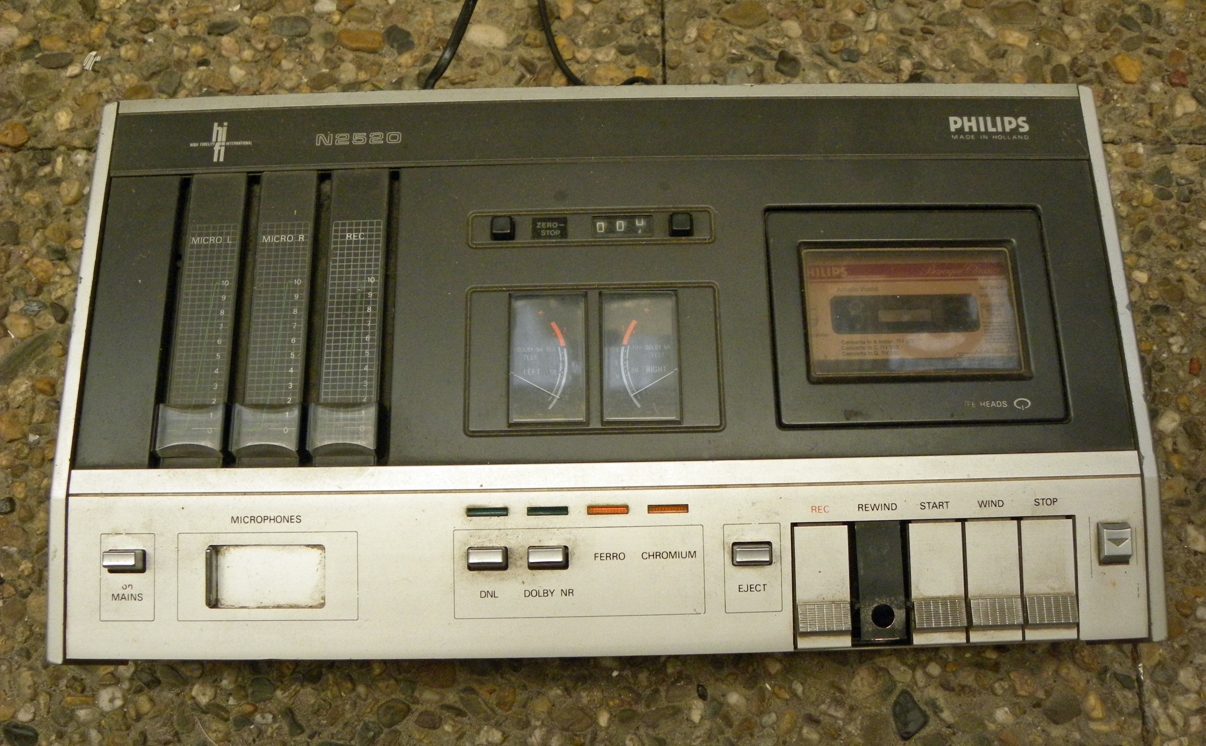 Philips N2520